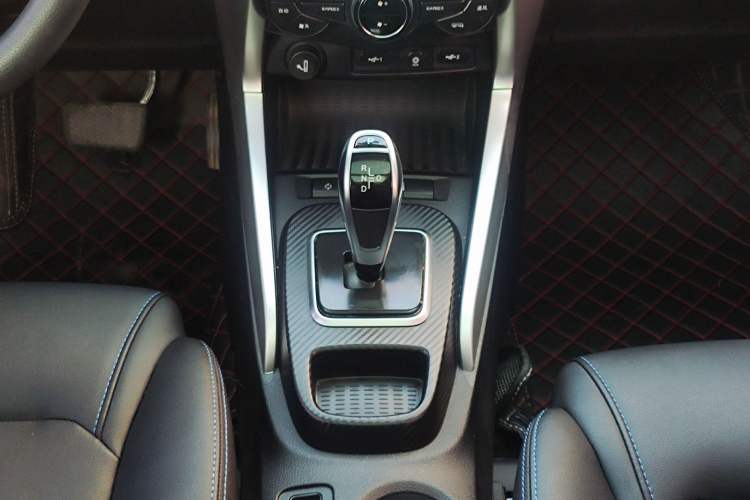 Used BYD Yuan New Energy 2018 EV360 Smart Connect Cool Edition Gear Lever