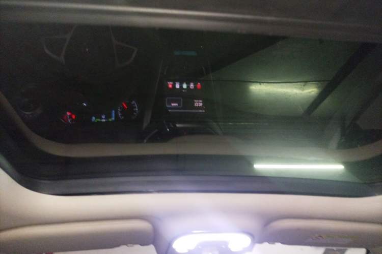 Used BYD Yuan New Energy 2018 EV360 Smart Connected Cool Model Headliner