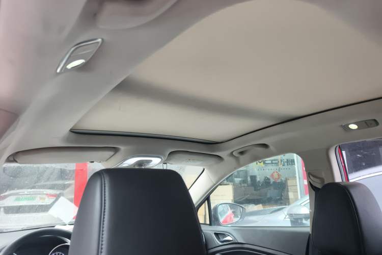 Used BYD Yuan New Energy 2018 EV360 Smart Connected Cool Model Headliner