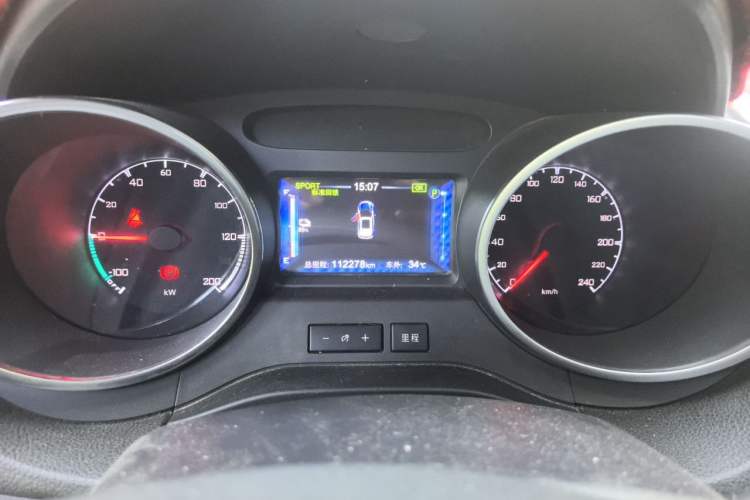 Used BYD Yuan New Energy 2018 EV360 Smart Connected Cool Model Instrument Cluster