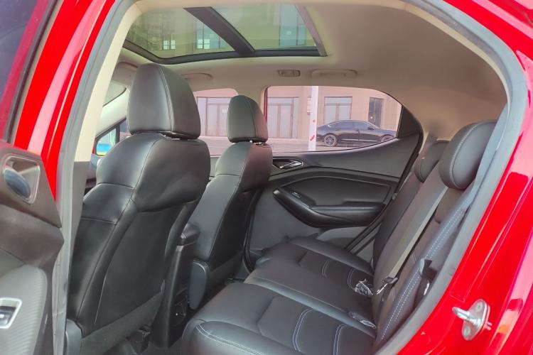 Used BYD Yuan New Energy 2018 EV360 Smart Connect Cool Edition Interior 2