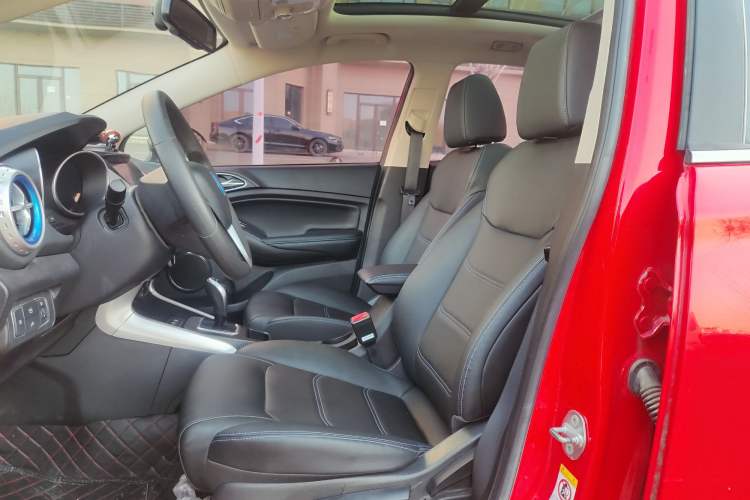 Used BYD Yuan New Energy 2018 EV360 Smart Connect Cool Edition Left Front Seat