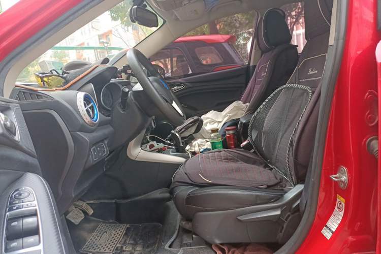 Used BYD Yuan New Energy 2018 EV360 Smart Connect Cool Edition Left Front Seat