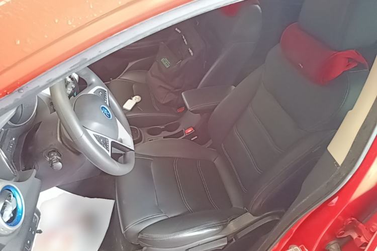 Used BYD Yuan New Energy 2018 EV360 Smart Connected Cool Model Left Front Seat