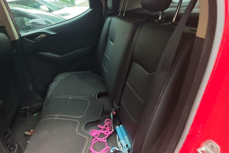 Used BYD Yuan New Energy 2018 EV360 Smart Connect Cool Edition Left Rear Seat