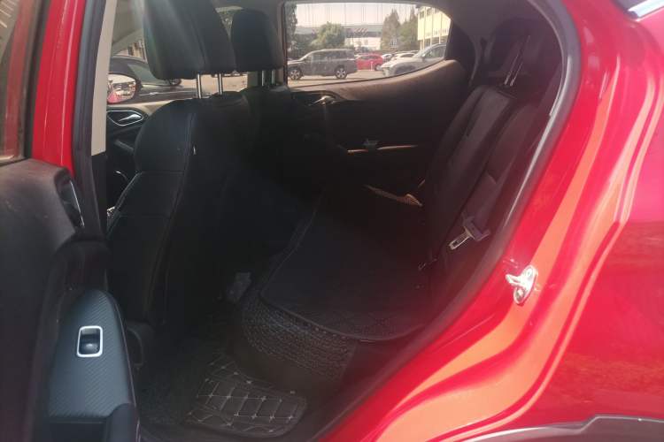 Used BYD Yuan New Energy 2018 EV360 Smart Connect Cool Edition Left Rear Seat
