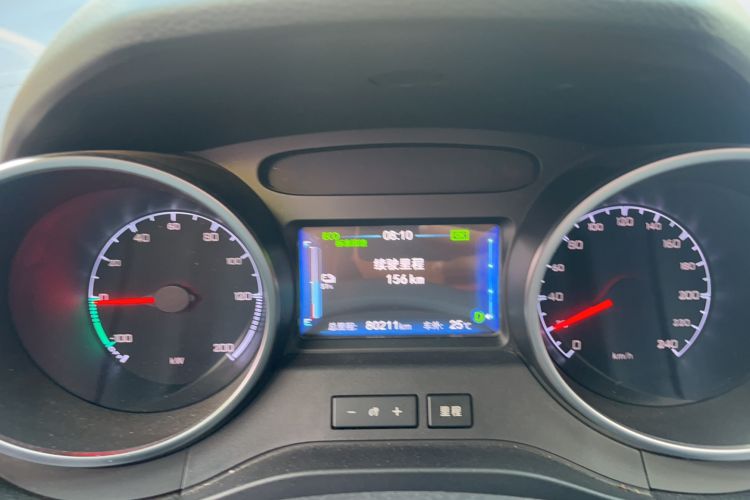 Used BYD Yuan New Energy 2018 EV360 Smart Connect Cool Edition Odometer Close Up