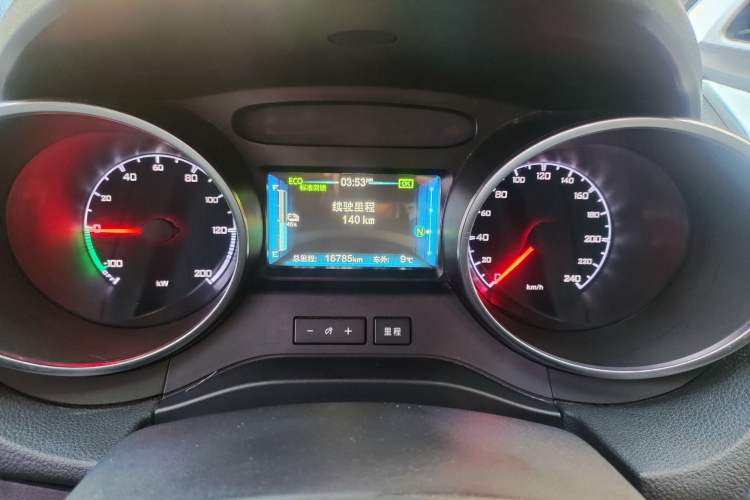 Used BYD Yuan New Energy 2018 EV360 Smart Connect Cool Edition Odometer Close Up