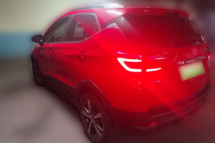 Used BYD Yuan New Energy 2018 EV360 Smart Connected Cool Model Rear Left 45 Deg
