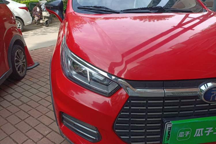 Used BYD Yuan New Energy 2018 EV360 Smart Connect Cool Edition Right Front Headlight
