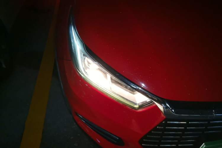 Used BYD Yuan New Energy 2018 EV360 Smart Connect Cool Edition Right Front Headlight
