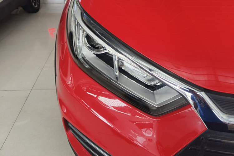 Used BYD Yuan New Energy 2018 EV360 Smart Connect Cool Edition Right Front Headlight