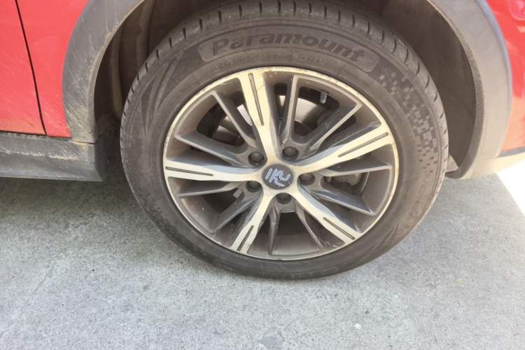 Used BYD Yuan New Energy 2018 EV360 Smart Connected Cool Model Right Front Wheel Hub