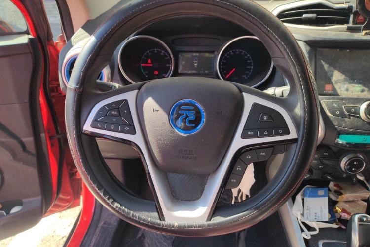 Used BYD Yuan New Energy 2018 EV360 Smart Connect Cool Edition Steering Wheel