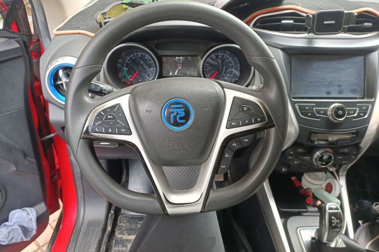 Used BYD Yuan New Energy 2018 EV360 Smart Connect Cool Edition Steering Wheel