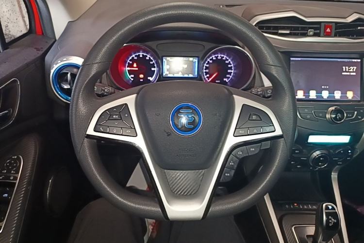 Used BYD Yuan New Energy 2018 EV360 Smart Connected Cool Model Steering Wheel