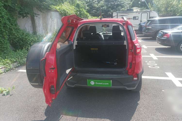 Used BYD Yuan New Energy 2018 EV360 Smart Connect Cool Edition Trunk