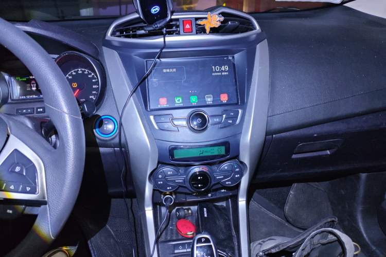 Used BYD Yuan New Energy 2018 EV360 Smart Connect Cool Edition Audio And AC Panel