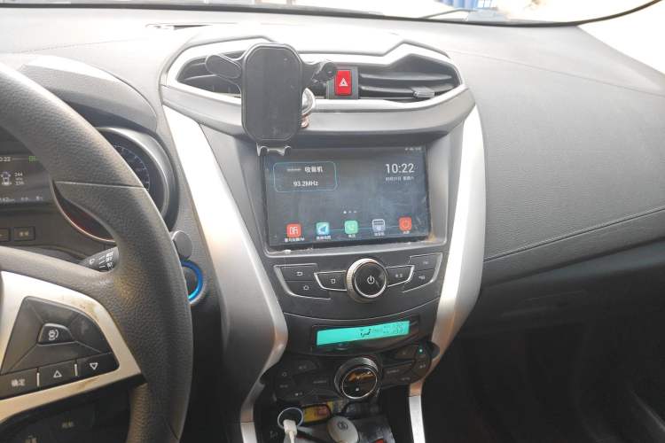 Used BYD Yuan New Energy 2018 EV360 Smart Connect Cool Edition Audio And AC Panel