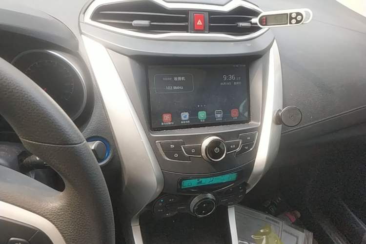 Used BYD Yuan New Energy 2018 EV360 Smart Connect Cool Edition Audio And AC Panel