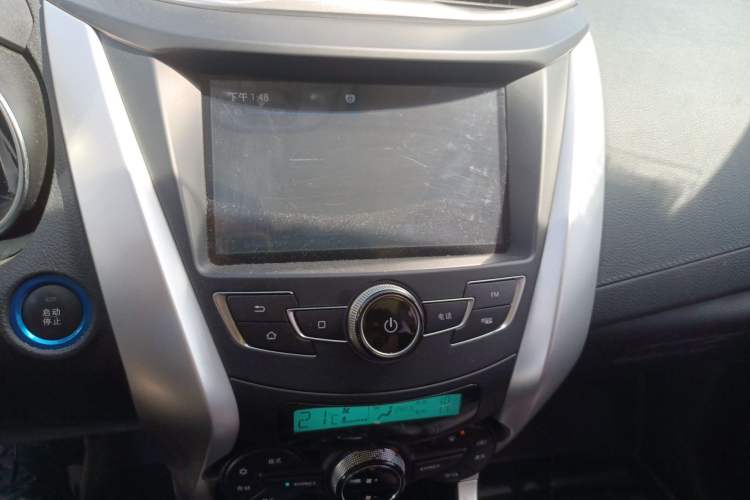 Used BYD Yuan New Energy 2018 EV360 Smart Connect Cool Edition Audio And AC Panel