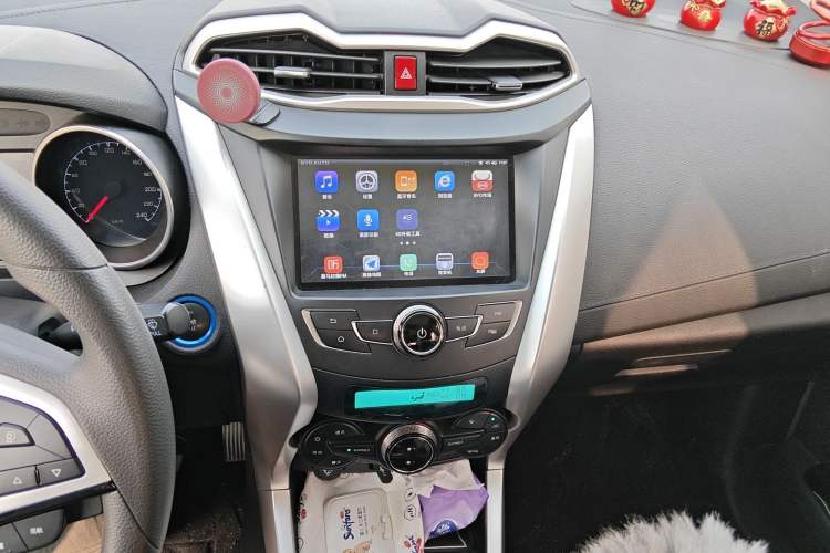 Used BYD Yuan New Energy 2018 EV360 Smart Connect Cool Edition Audio And AC Panel
