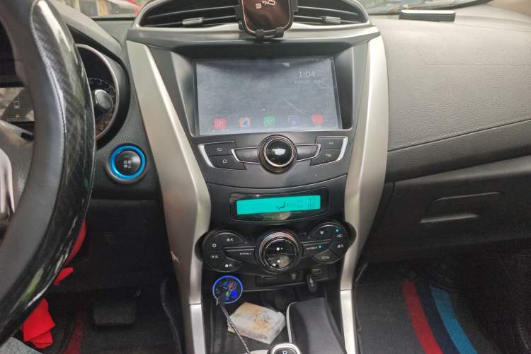 Used BYD Yuan New Energy 2018 EV360 Smart Connect Cool Edition Audio And AC Panel