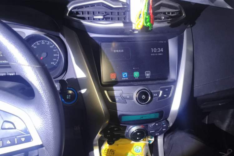 Used BYD Yuan New Energy 2018 EV360 Smart Connect Cool Edition Audio And AC Panel
