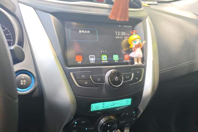 Used BYD Yuan New Energy 2018 EV360 Smart Connect Cool Edition Audio And AC Panel