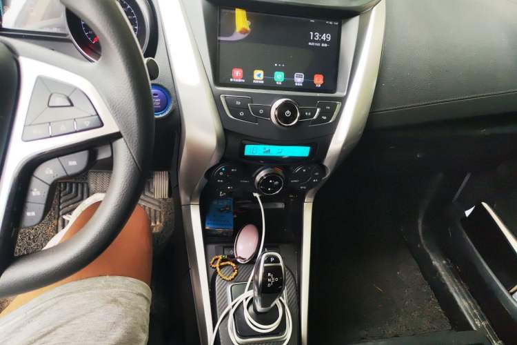 Used BYD Yuan New Energy 2018 EV360 Smart Connect Cool Edition Audio And AC Panel