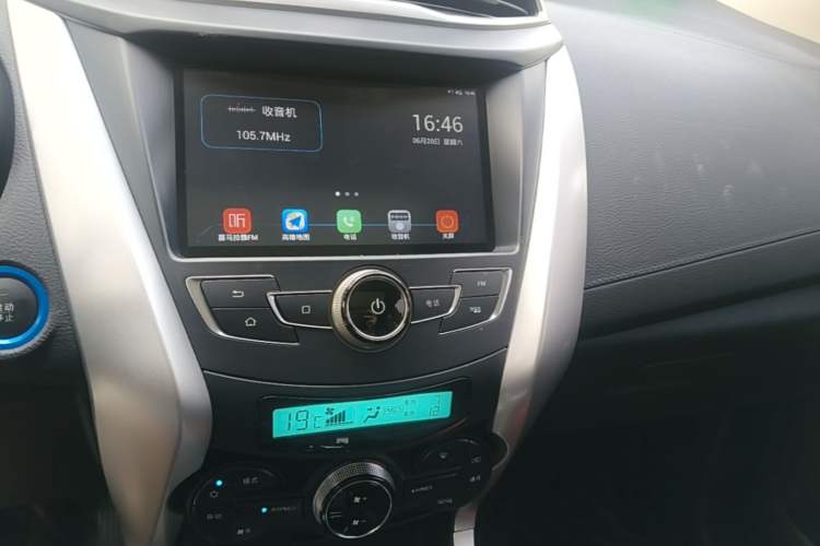 Used BYD Yuan New Energy 2018 EV360 Smart Connect Cool Edition Audio And AC Panel