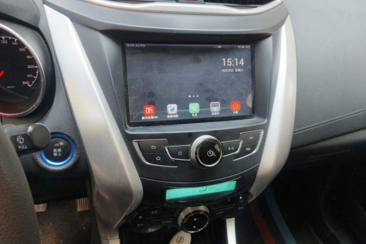Used BYD Yuan New Energy 2018 EV360 Smart Connect Cool Edition Audio And AC Panel