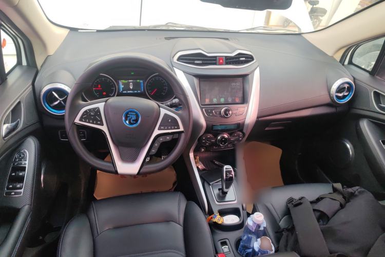 Used BYD Yuan New Energy 2018 EV360 Smart Connect Cool Edition Center Console