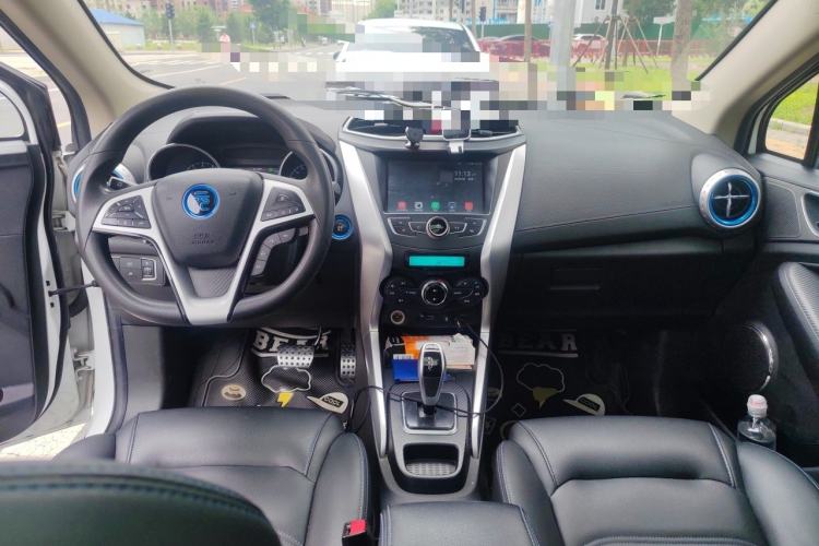 Used BYD Yuan New Energy 2018 EV360 Smart Connected Cool Model Center Console