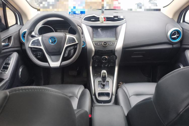 Used BYD Yuan New Energy 2018 EV360 Smart Connect Cool Edition Center Console