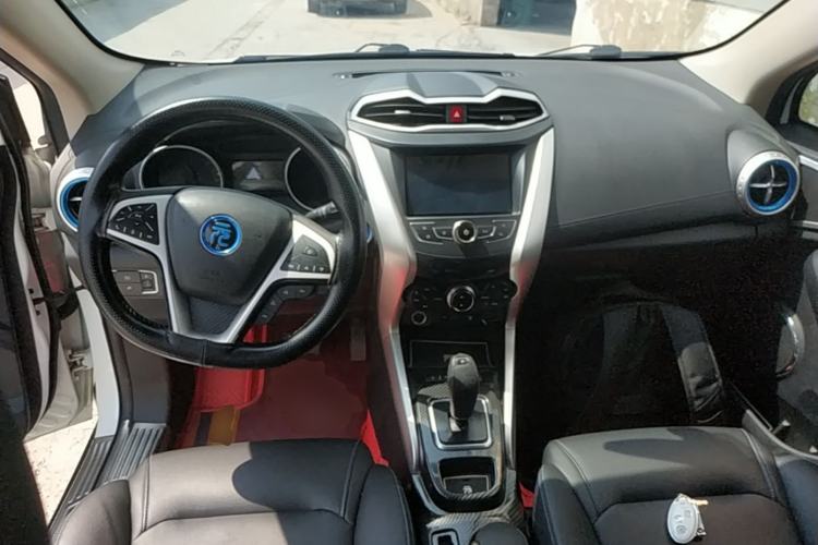 Used BYD Yuan New Energy 2018 EV360 Smart Connect Cool Edition Center Console