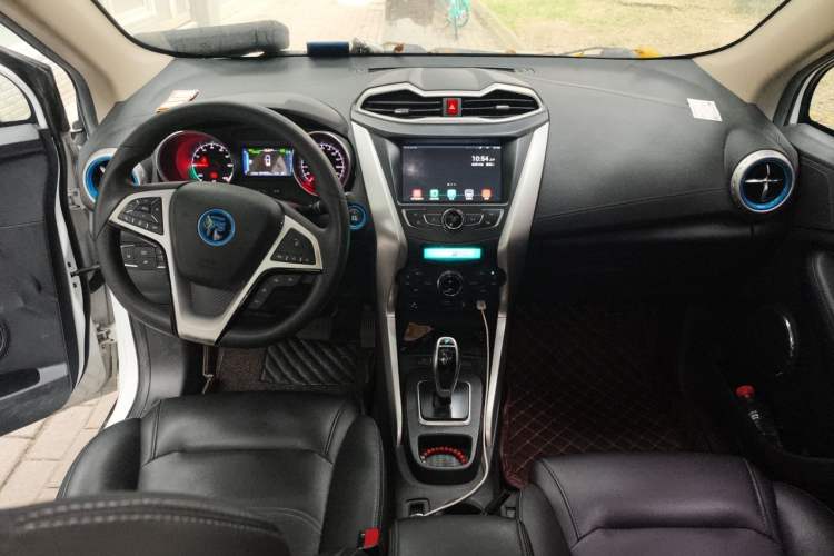 Used BYD Yuan New Energy 2018 EV360 Smart Connect Cool Edition Center Console