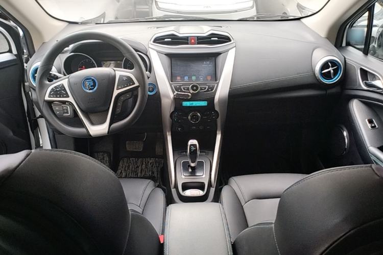 Used BYD Yuan New Energy 2018 EV360 Smart Connect Cool Edition Center Console