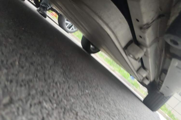Used BYD Yuan New Energy 2018 EV360 Smart Connected Cool Model Chassis Front Left