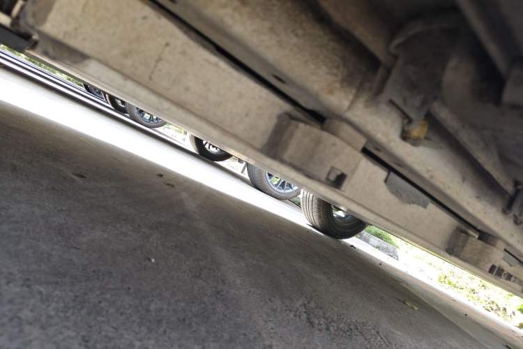Used BYD Yuan New Energy 2018 EV360 Smart Connect Cool Edition Chassis Front Left