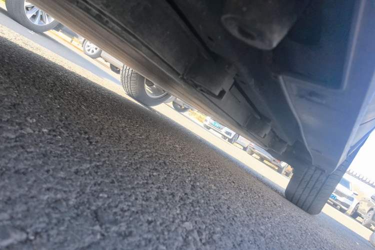 Used BYD Yuan New Energy 2018 EV360 Smart Connected Cool Model Chassis Front Left