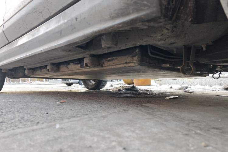 Used BYD Yuan New Energy 2018 EV360 Smart Connect Cool Edition Chassis Front Right