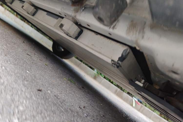 Used BYD Yuan New Energy 2018 EV360 Smart Connect Cool Edition Chassis Front Right