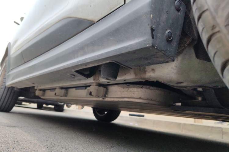 Used BYD Yuan New Energy 2018 EV360 Smart Connected Cool Model Chassis Front Right