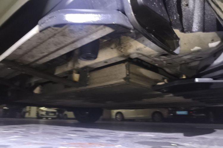 Used BYD Yuan New Energy 2018 EV360 Smart Connect Cool Edition Chassis Front Right