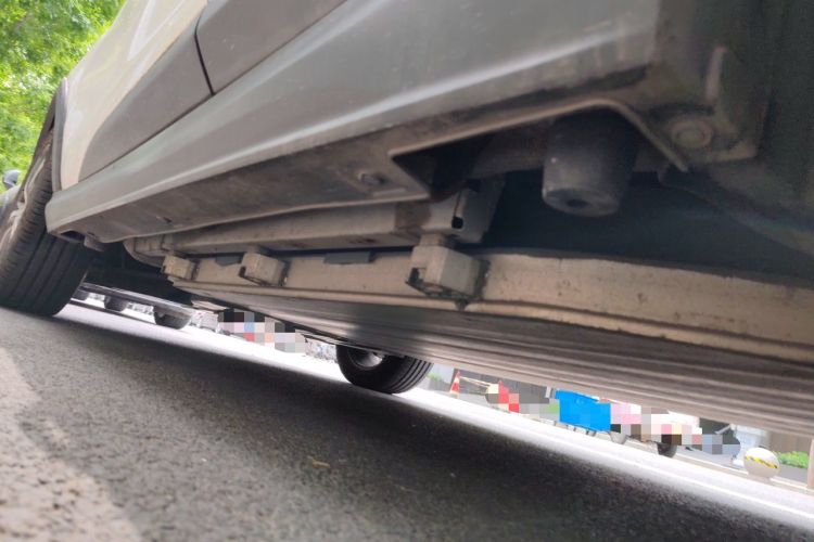 Used BYD Yuan New Energy 2018 EV360 Smart Connected Cool Model Chassis Rear Left