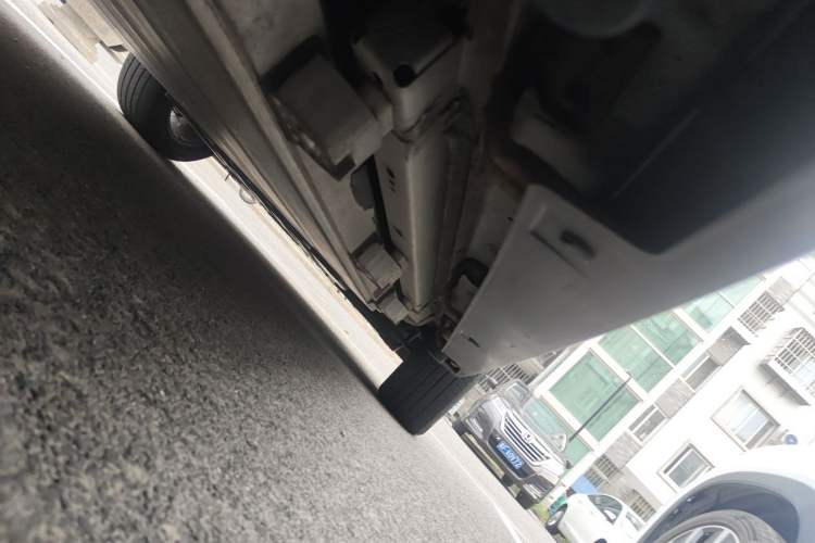 Used BYD Yuan New Energy 2018 EV360 Smart Connected Cool Model Chassis Rear Right