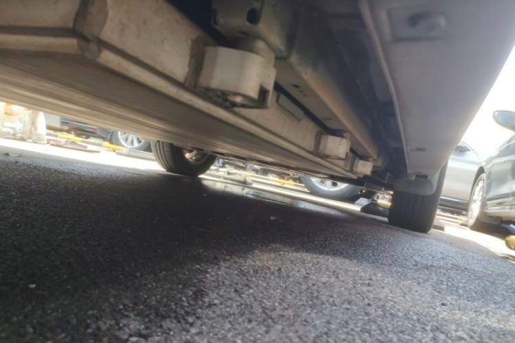 Used BYD Yuan New Energy 2018 EV360 Smart Connect Cool Edition Chassis Rear Right