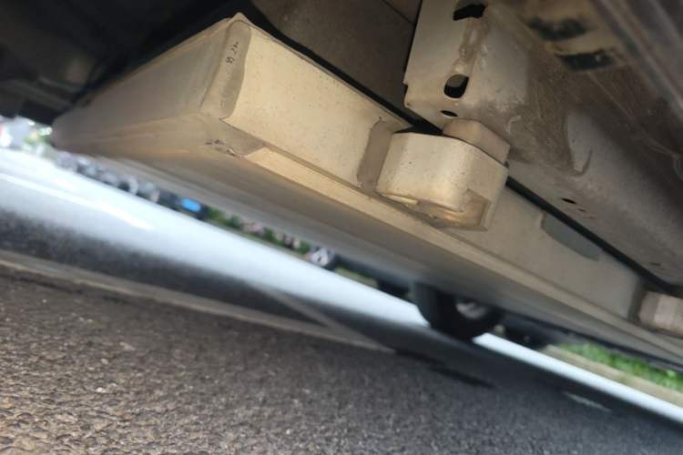 Used BYD Yuan New Energy 2018 EV360 Smart Connect Cool Edition Chassis Rear Right