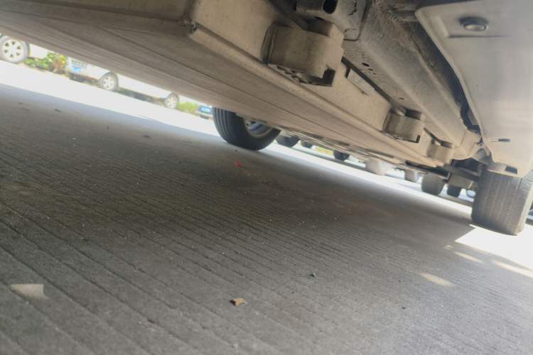 Used BYD Yuan New Energy 2018 EV360 Smart Connect Cool Edition Chassis Rear Right
